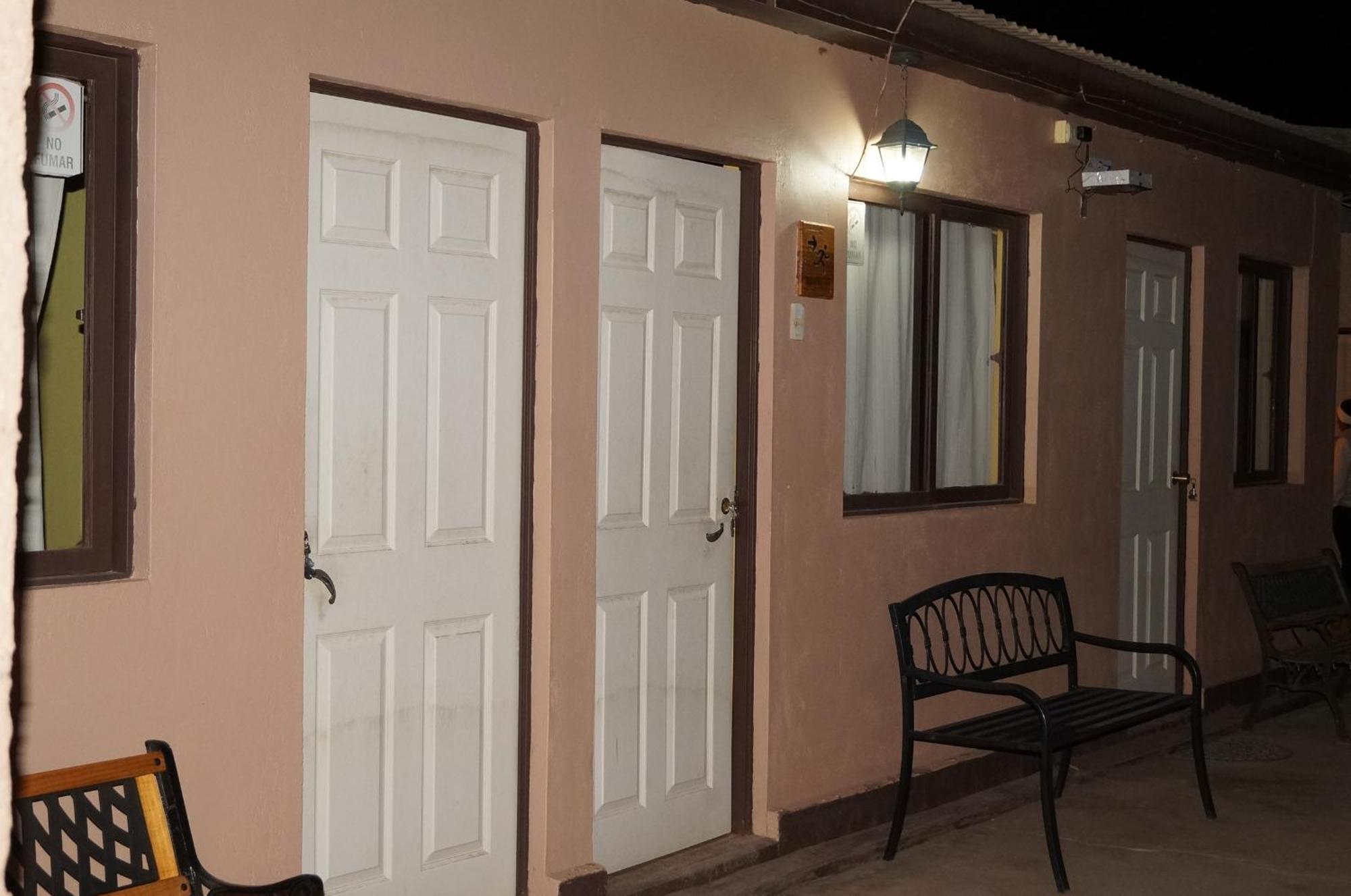 Hostal Intipara Сан Педро де Атакама Екстериор снимка