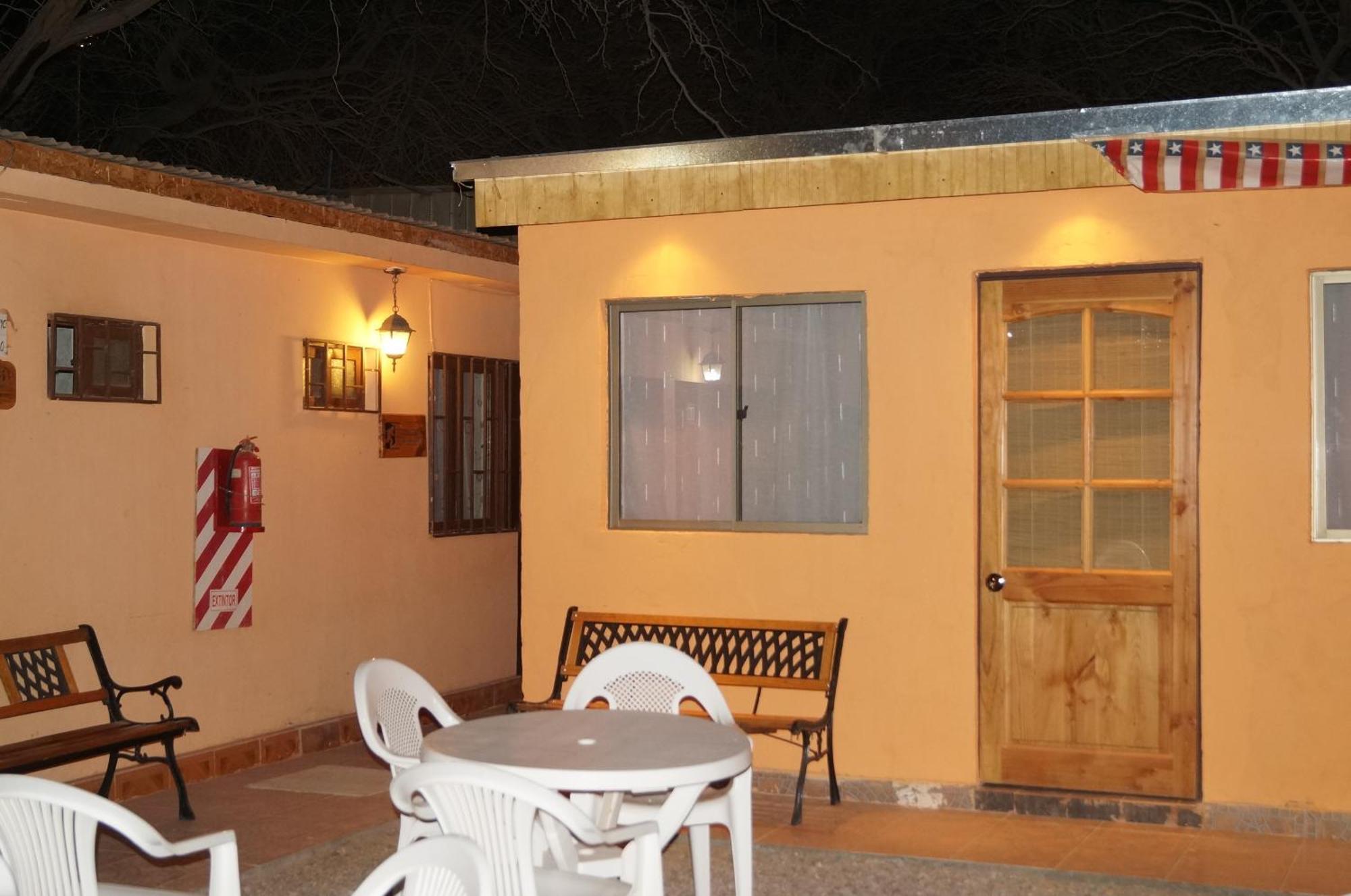 Hostal Intipara Сан Педро де Атакама Екстериор снимка