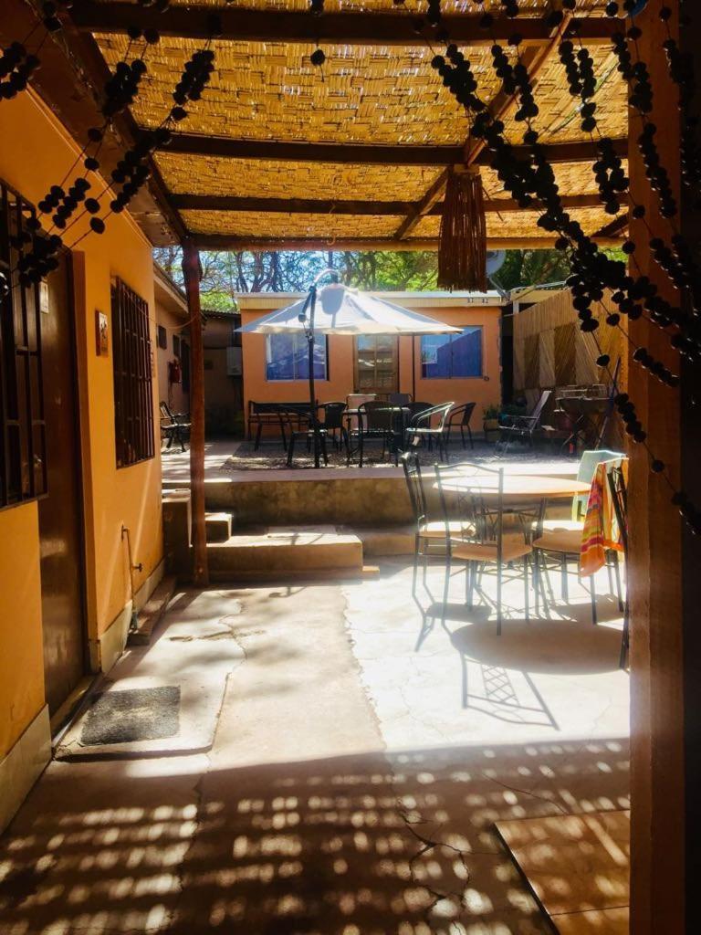 Hostal Intipara Сан Педро де Атакама Екстериор снимка