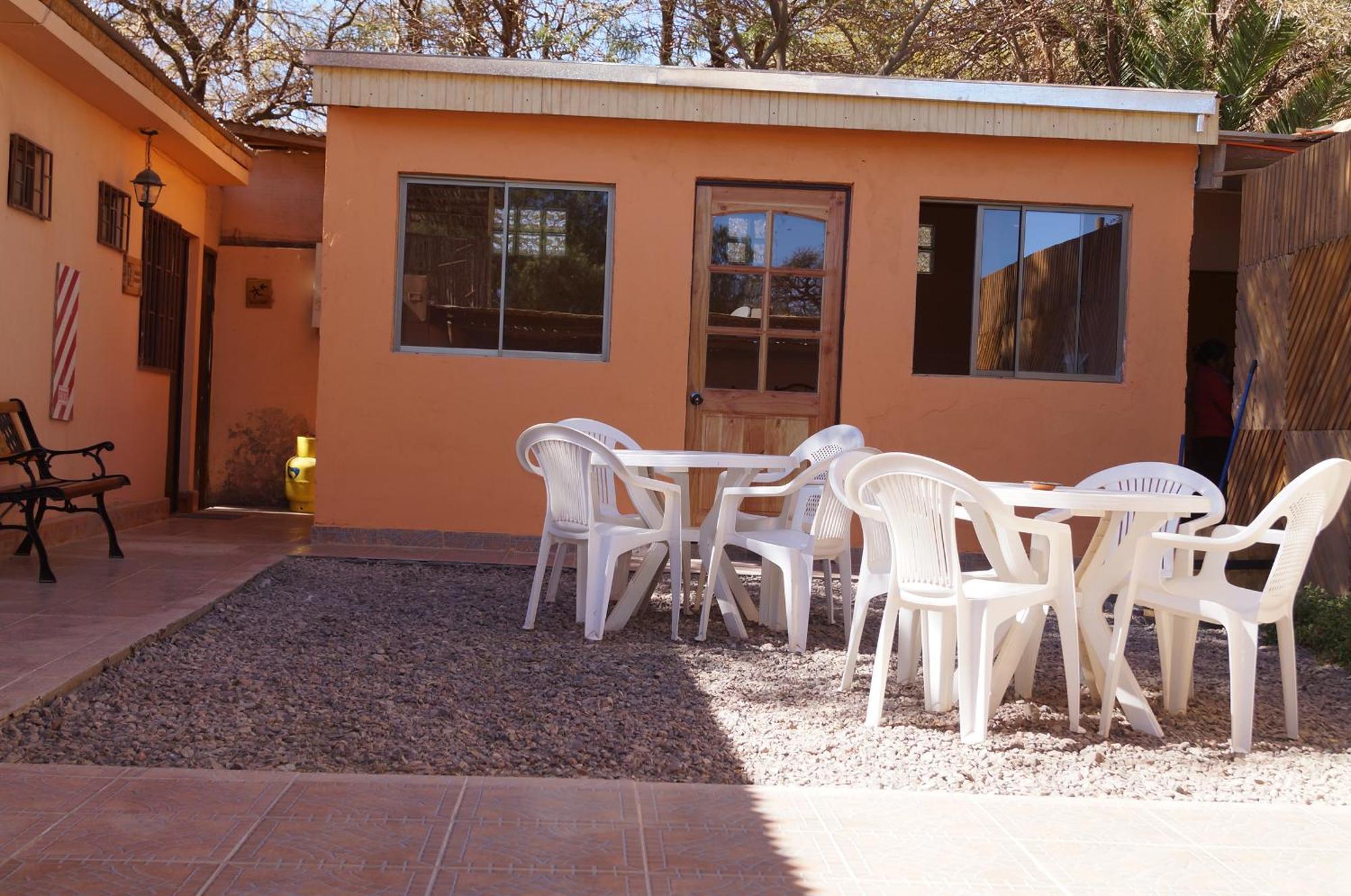 Hostal Intipara Сан Педро де Атакама Екстериор снимка