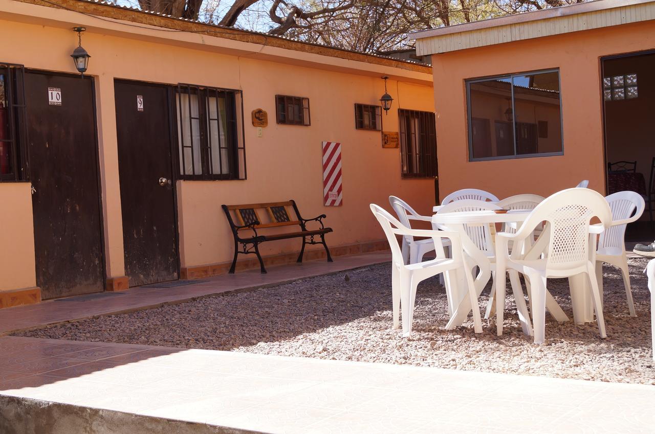 Hostal Intipara Сан Педро де Атакама Екстериор снимка