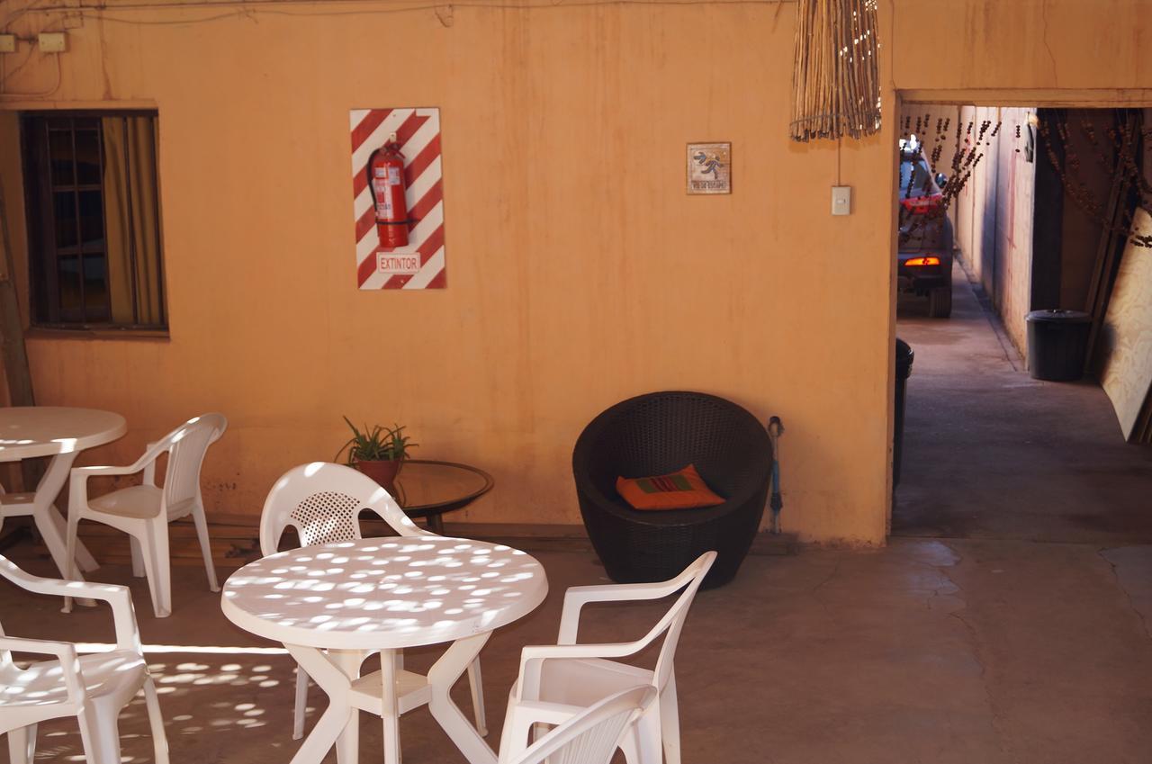 Hostal Intipara Сан Педро де Атакама Екстериор снимка