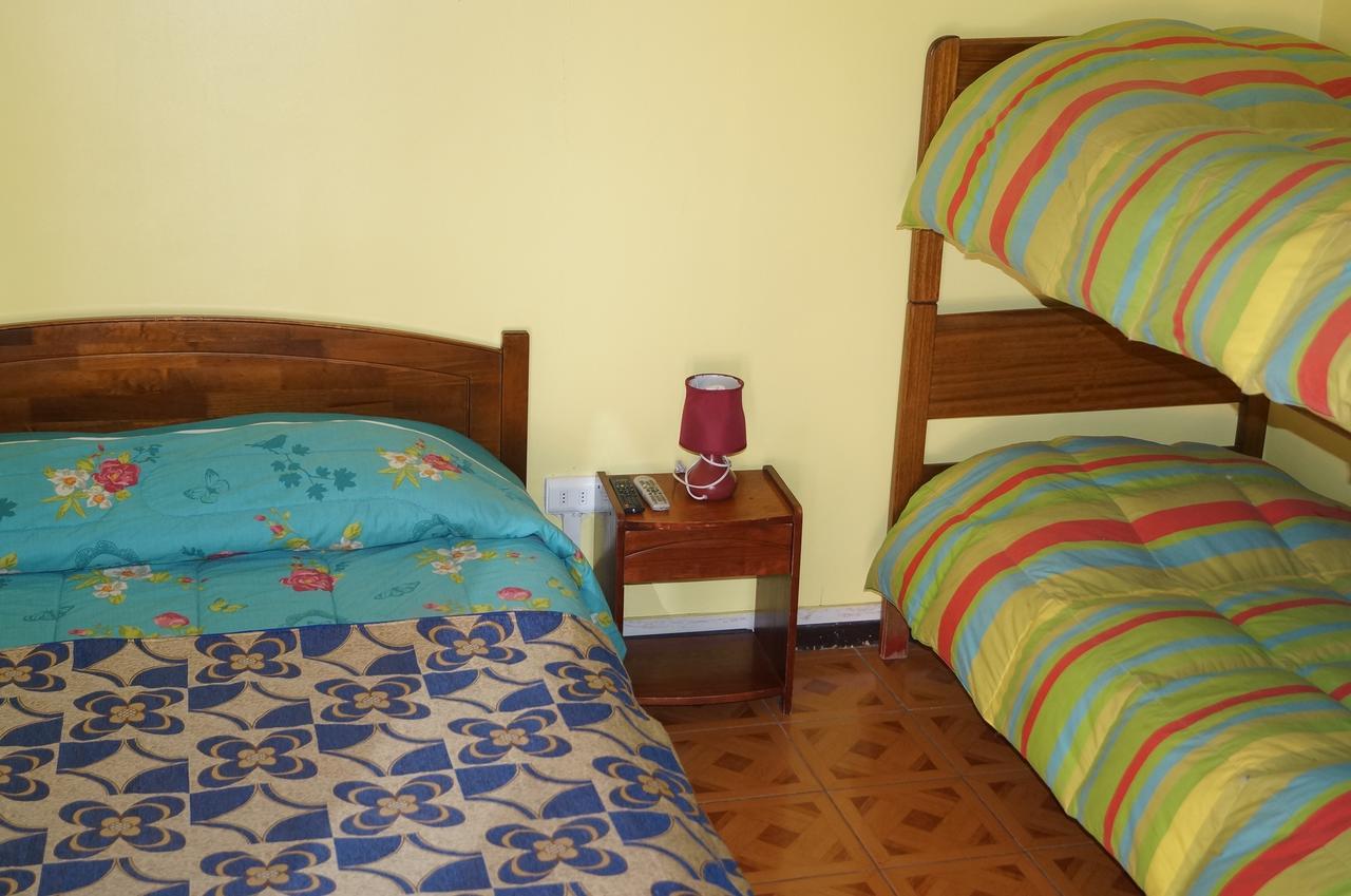 Hostal Intipara Сан Педро де Атакама Екстериор снимка